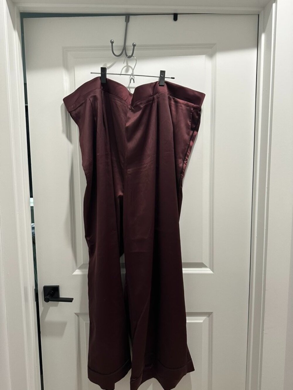 Torrid burgundy wide leg satin pants size 6
